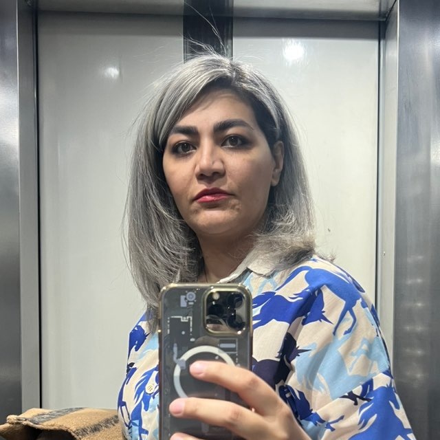 محدثه بهرنگ